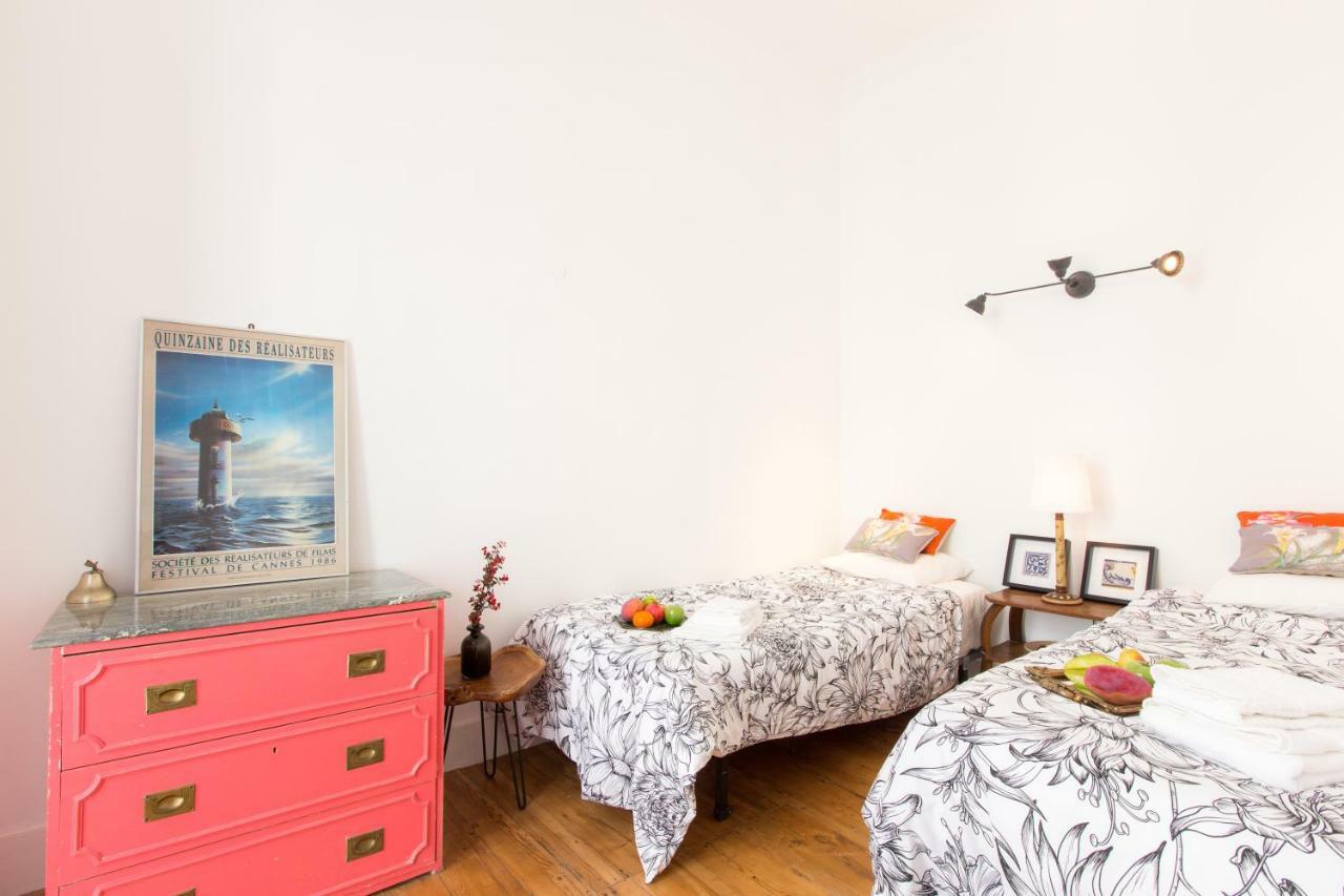 Lisbon Secret & Charming Baixa 4 Bedroom Apartment Bagian luar foto