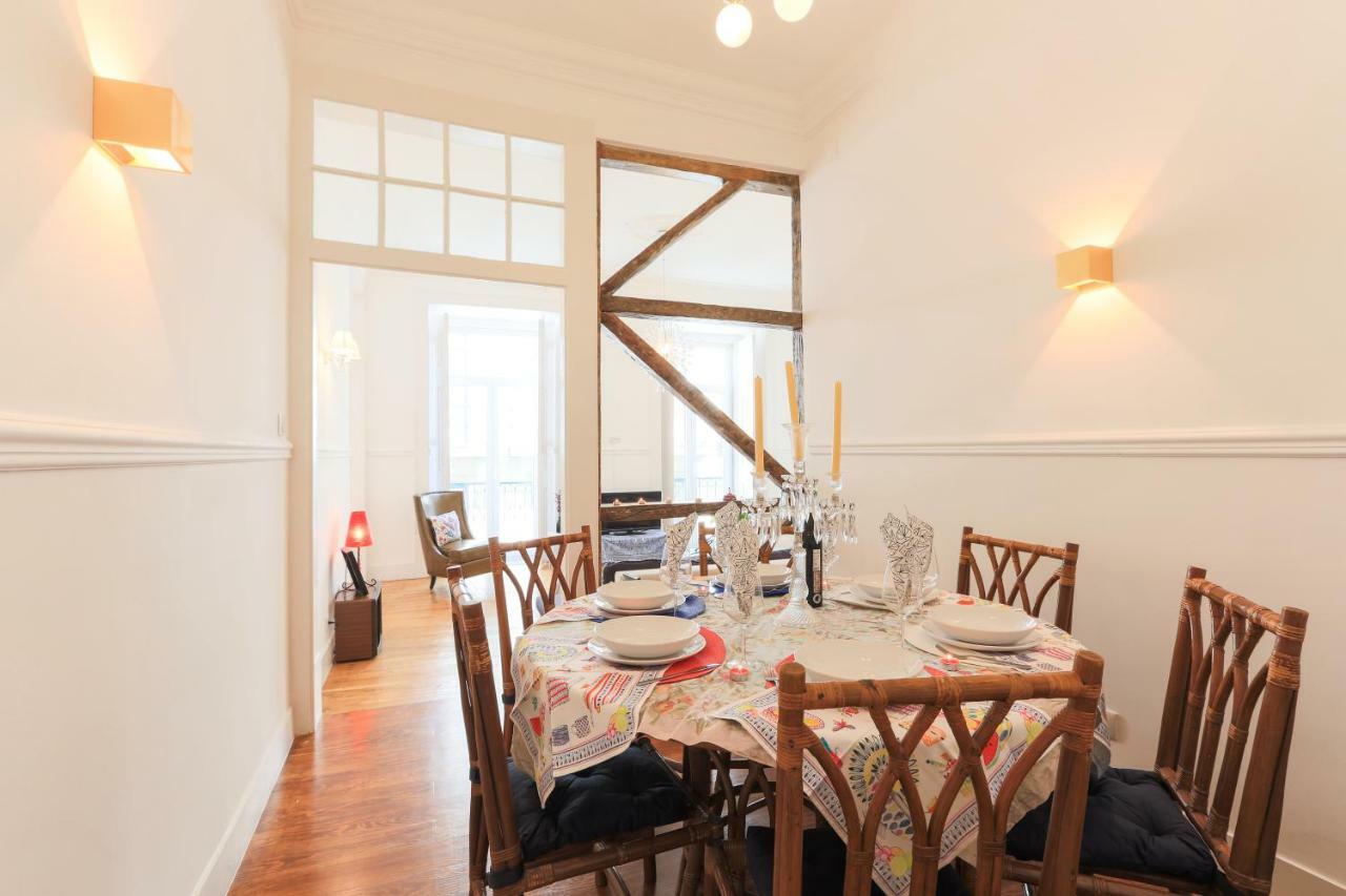 Lisbon Secret & Charming Baixa 4 Bedroom Apartment Bagian luar foto
