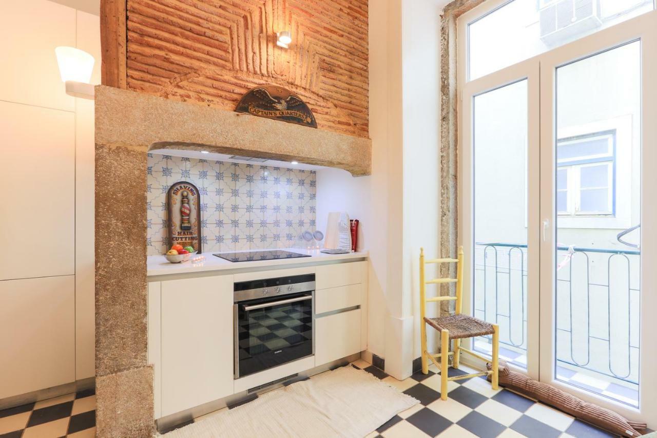 Lisbon Secret & Charming Baixa 4 Bedroom Apartment Bagian luar foto